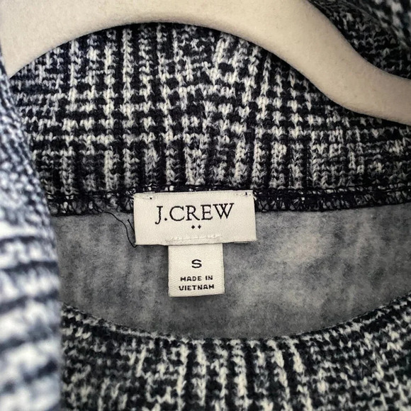 J. Crew Navy White Cozy Fleece Knit Plaid Checkered Turtleneck Sweater Size S - Picture 3 of 12